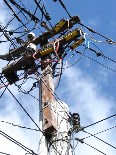 Tele Pole
